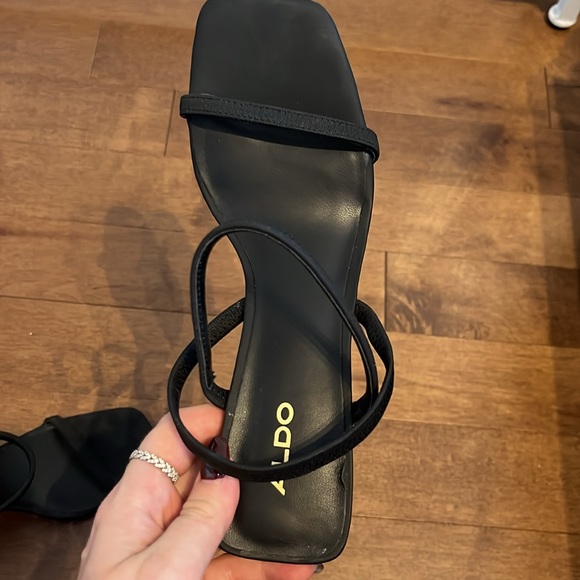 Aldo Okurra Black Strappy Sandals Size 8 - Picture 7 of 14